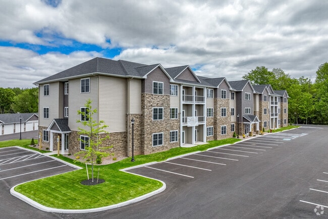 Building Photo - Treeline Apartments