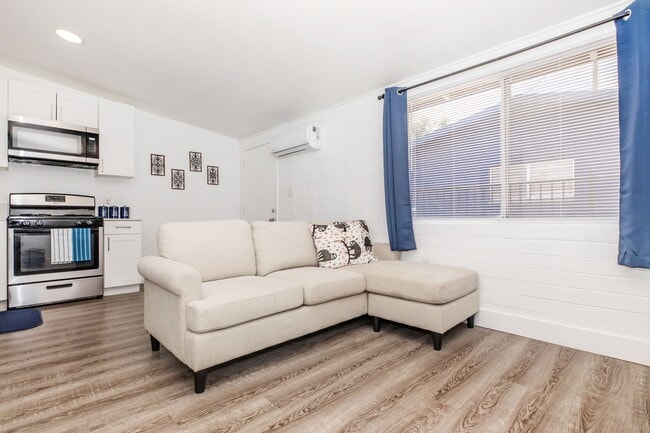 Building Photo - Equinox on Prince