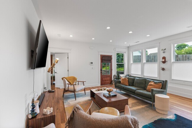 Foto del edificio - 1822 5th Ave N