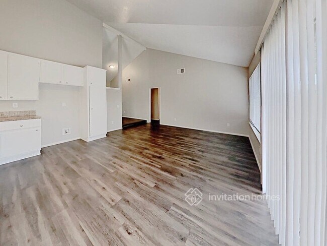 Building Photo - 12042 Odessa Dr