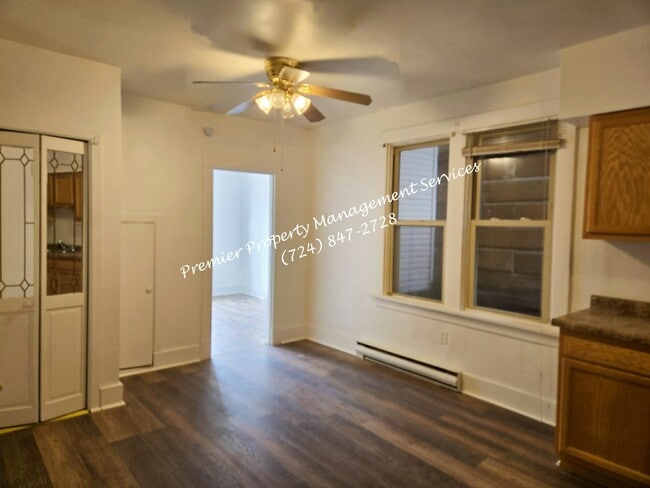 Foto del edificio - 179 N Elm St