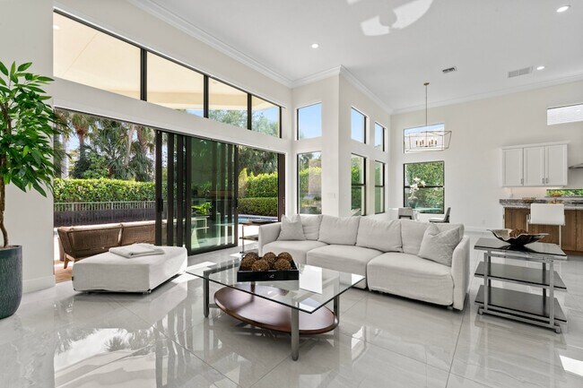 Foto del edificio - 2630 NW 69th St