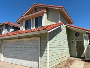 Building Photo - 1881 Runaway Cir