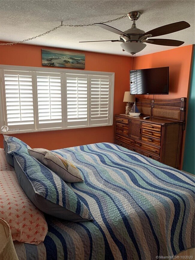 Foto del edificio - 2400 S Ocean Dr