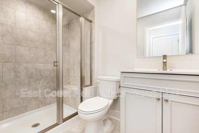 Building Photo - 2273 Marcy Dr