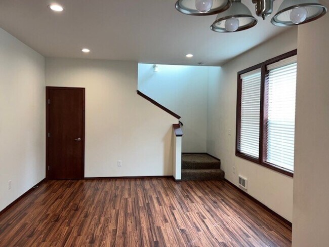 Foto del edificio - 2045 Andress Ln