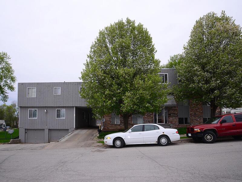 Primary Photo - 544 Mill St