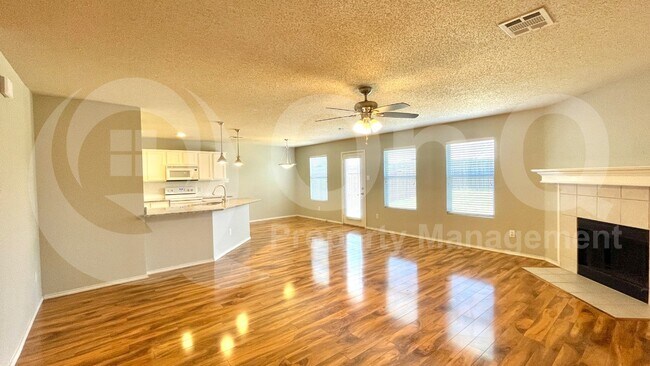 Foto del edificio - 9952 George Washington Dr