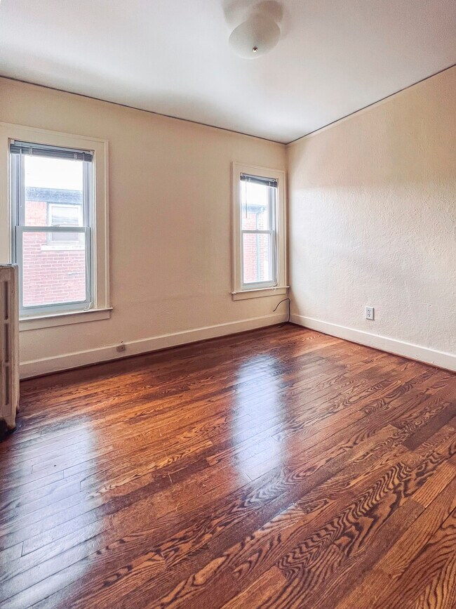 Foto del edificio - 1380 Somerset Ave