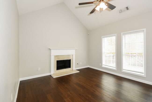Building Photo - 3009 Merrion Park Ln NE
