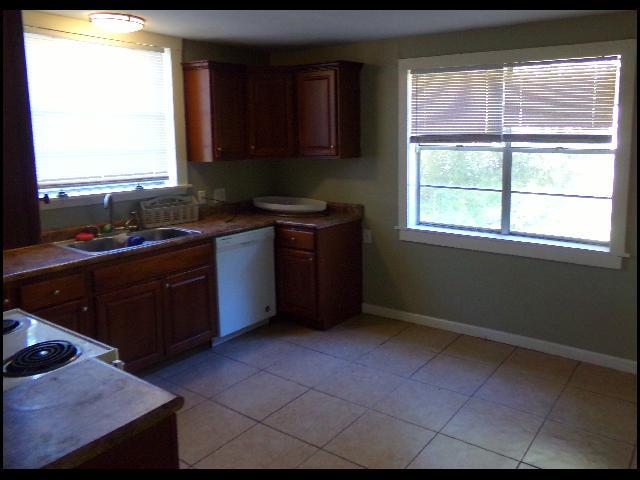 Foto del edificio - 5412 Young Rd