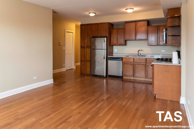Building Photo - 3727 N Elston Ave