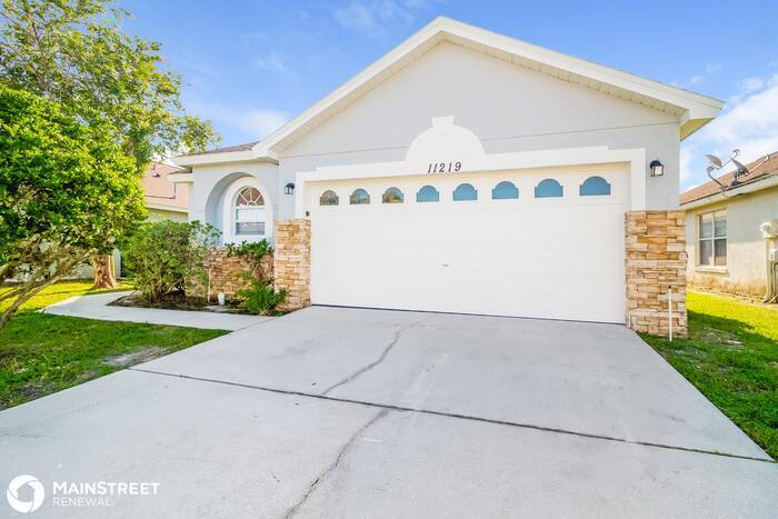 Primary Photo - 11219 Crystal Glen Blvd, Orlando, FL 32837