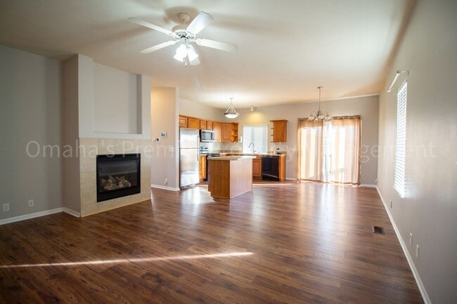 Photo - Charming 3 Bed Duplex House