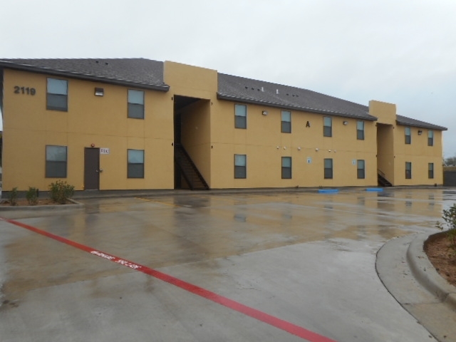 Primary Photo - 2119 S Ejido Ave