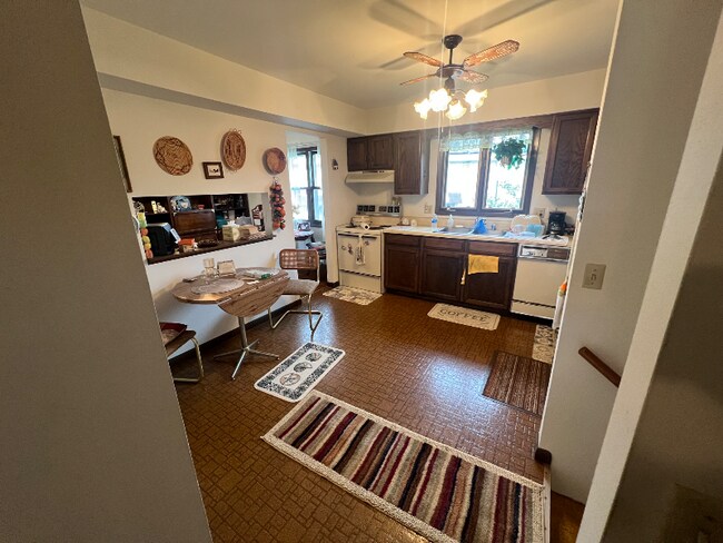 Foto del edificio - 243 Tyler Cir