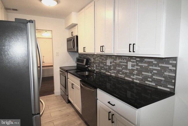 Foto del edificio - 1001 Scarlet Oak Ct