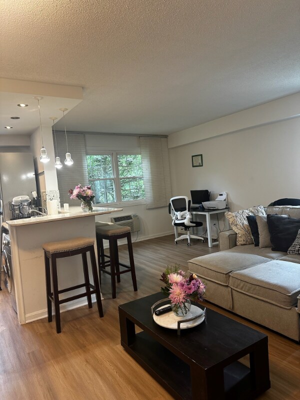 Building Photo - 4364 N Pershing Dr