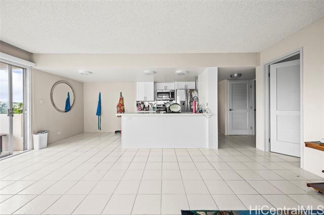 Foto del edificio - 240 Makee Rd