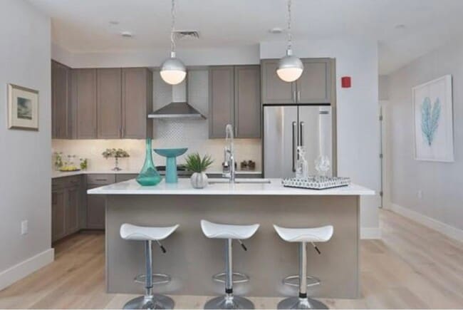 Building Photo - 1650 Commonwealth Ave