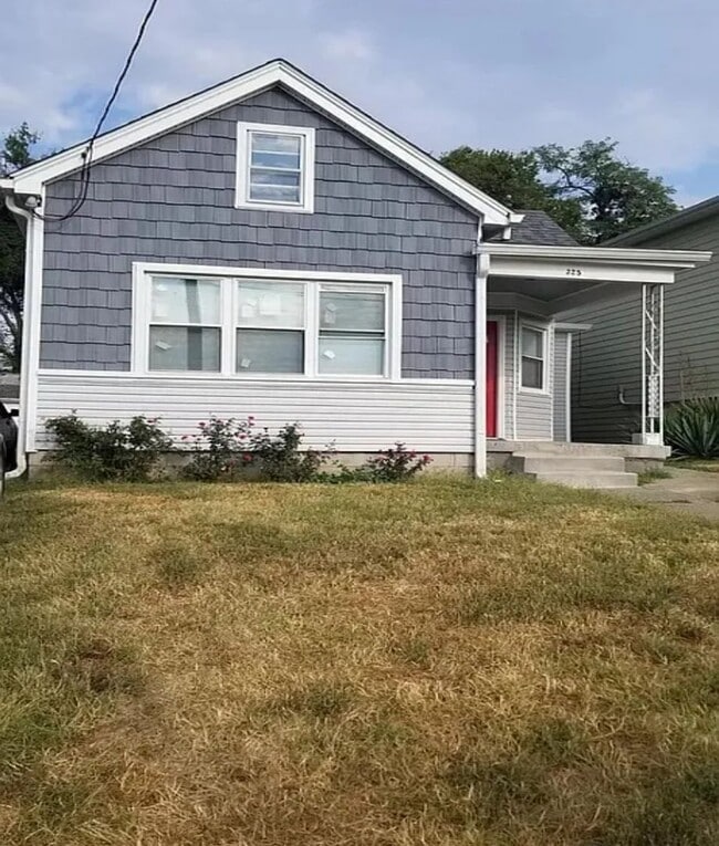 Photo - 3 Bedroom Downtown! House