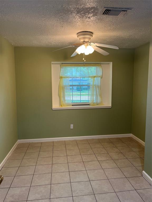 Foto del edificio - 17727 Autumn Trails Ln