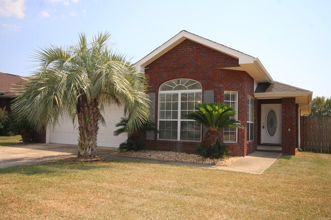 Building Photo - Updated 3BR/2BA Brick Home in Ashley Place...