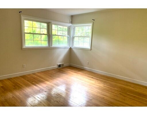 Building Photo - 66 Draper Rd