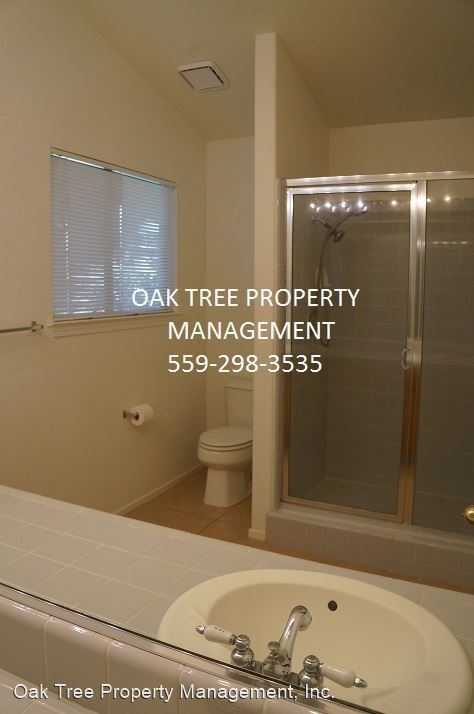 Building Photo - 3 br, 2 bath House - 1463 Fallbrook