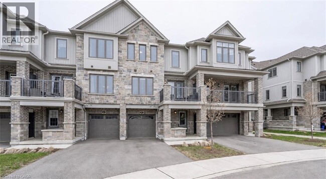 Building Photo - 115 S Creek Dr