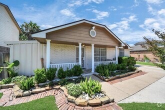 Building Photo - 12922 Grovemill Dr