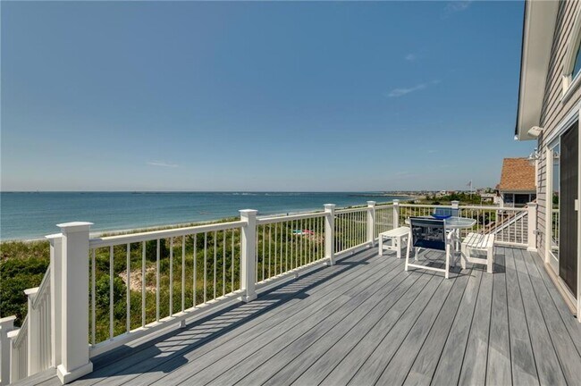 Foto del edificio - 154 Sand Hill Cove Rd