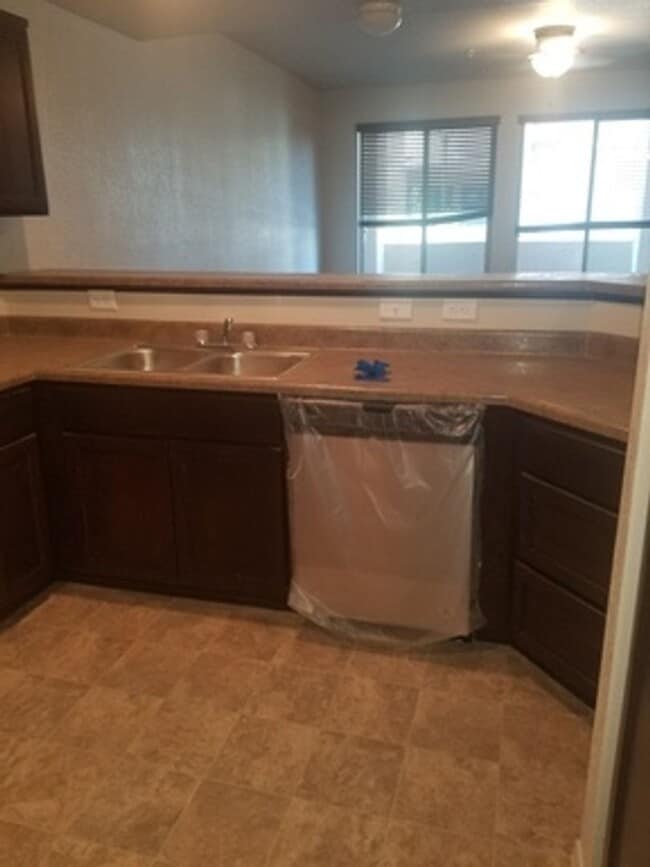 Building Photo - Eldorado Condo
