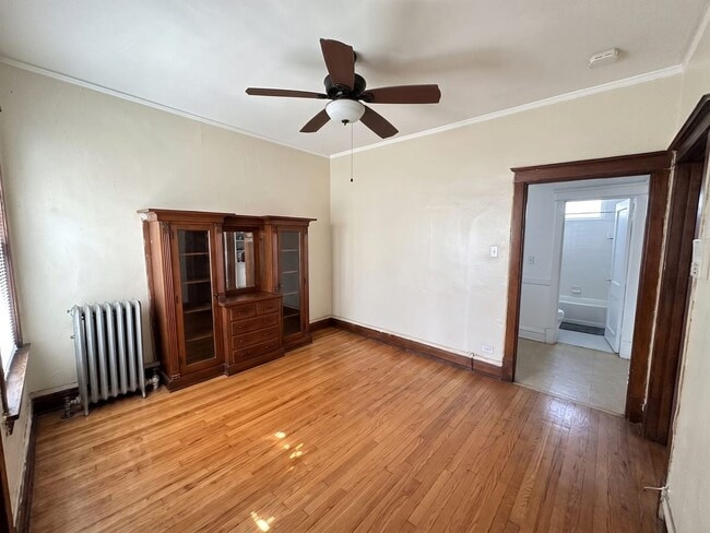 Building Photo - 4824 W Hutchinson St