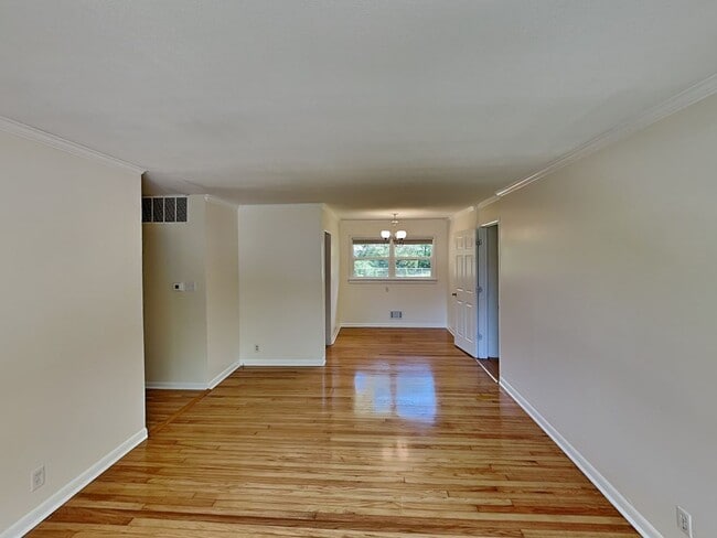 Photo - WEST LAFAYETTE SCHOOLS House