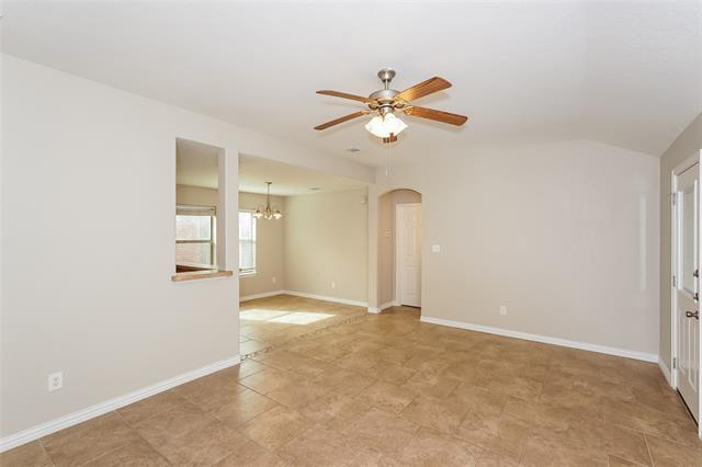 Foto del edificio - 8108 Raleigh Dr