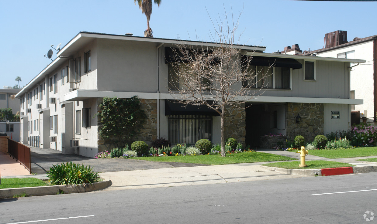 Primary Photo - 231 Hudson Ave