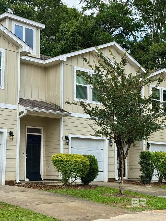 Building Photo - 25806 Pollard Rd