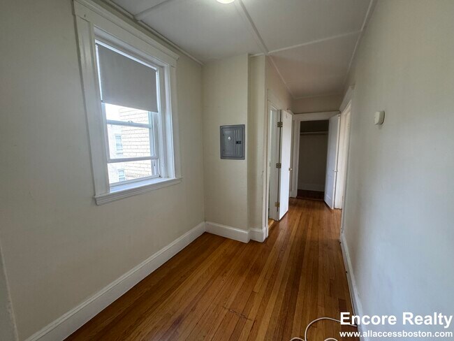 Building Photo - 1179 Boylston St