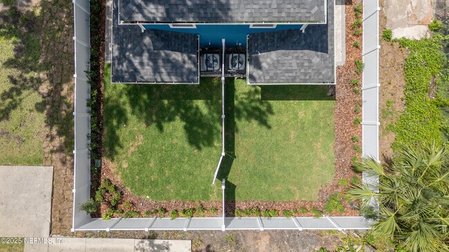 Foto del edificio - 3229 Lenox Ave