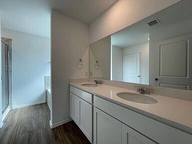 Building Photo - 201 Arnage Dr