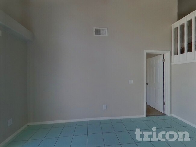Foto del edificio - 3257 Brewster Dr
