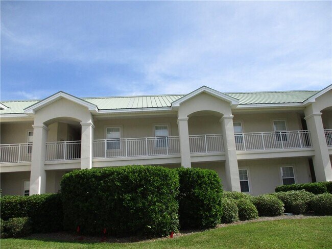 Foto del edificio - 205 Windward Point Dr