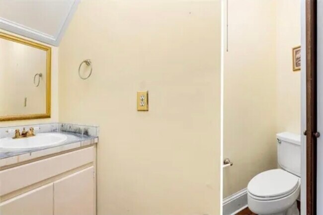 Foto del edificio - 250 S Ann St