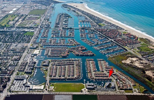 Foto del edificio - 4353 Waterside Ln