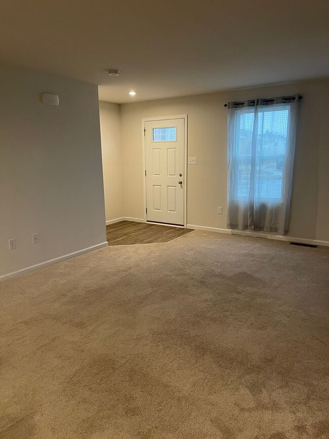 Building Photo - Dover - Clearview Meadow