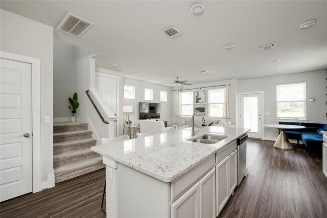 Foto del edificio - 7502 Chesapeake Rail Ln