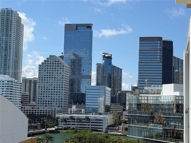 Foto del edificio - 770 Claughton Island Dr