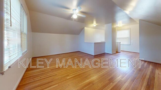 Building Photo - 7296 Dacosta St