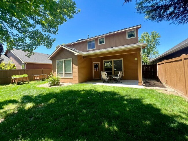 3720 N Heritage View Ave Meridian - Luxury Living Stunning Home With Marble Meridian Id Building Photo 